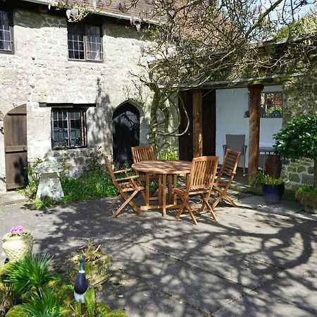 Character 2 Double Bedroom Cottage In 샤프츠버리 외부 사진