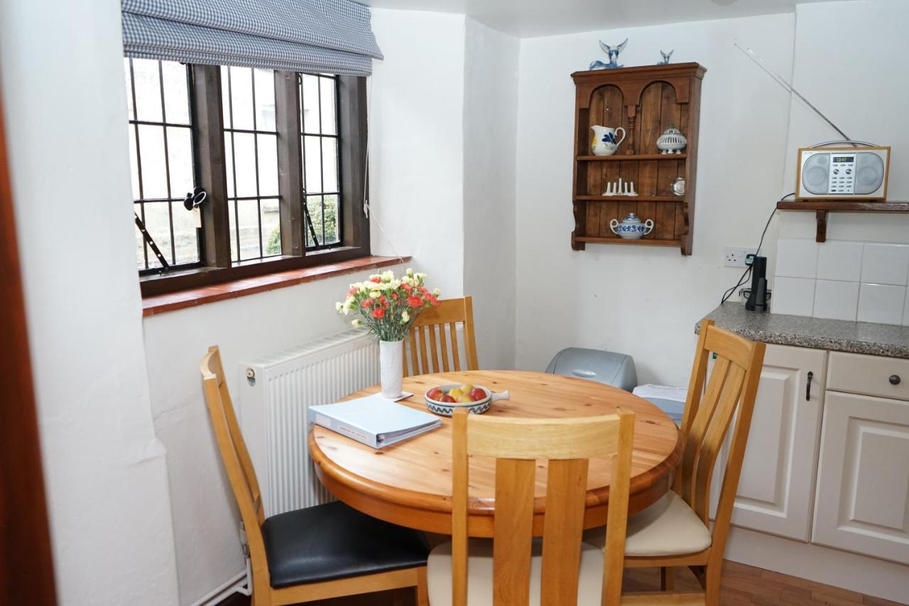 Character 2 Double Bedroom Cottage In 샤프츠버리 외부 사진