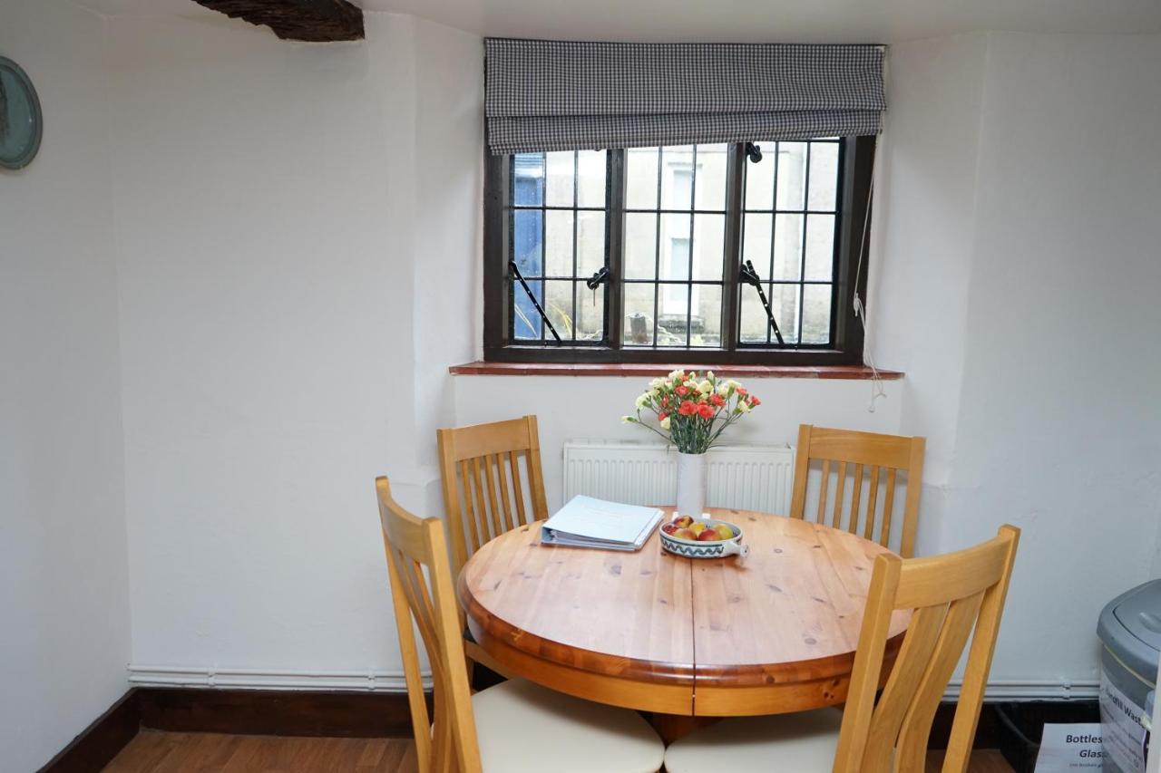 Character 2 Double Bedroom Cottage In 샤프츠버리 외부 사진